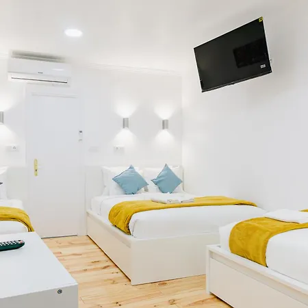 - Sabino De Sousa Homestay Lisbon