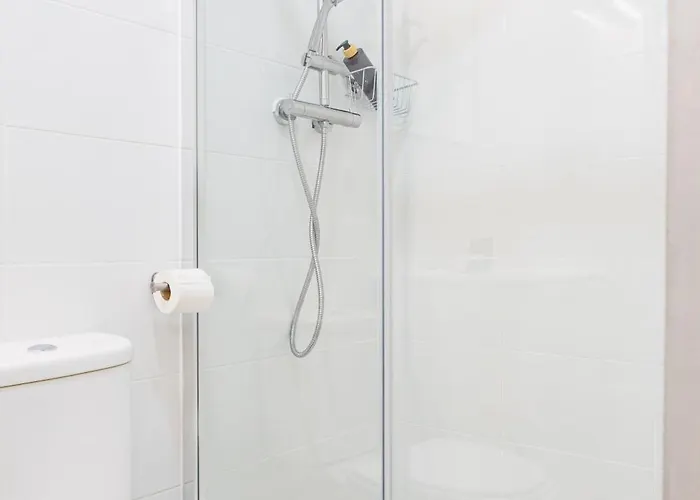 - Sabino De Sousa Homestay Lisbon