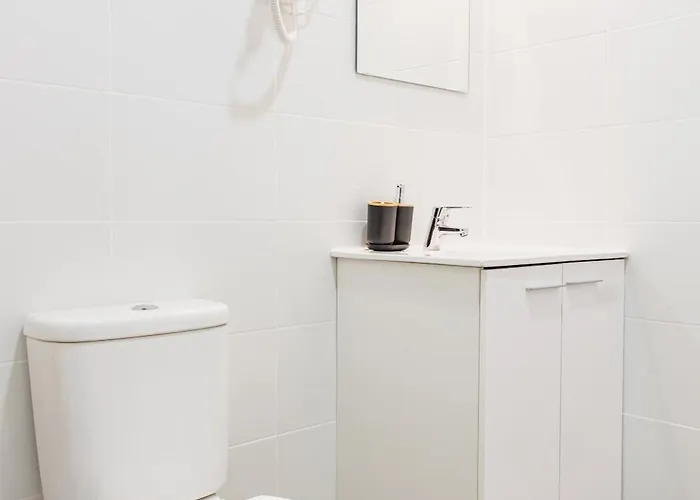 - Sabino De Sousa Homestay Lisbon