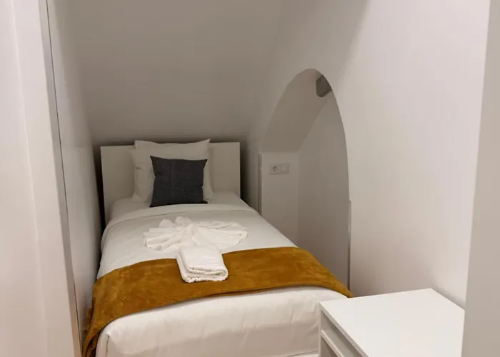 - Sabino De Sousa Homestay *