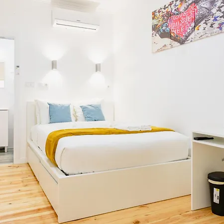 Accommodatie bij particulieren - Sabino De Sousa *