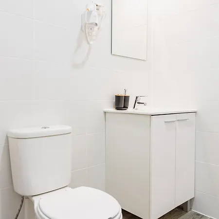 - Sabino De Sousa Homestay Lisbon