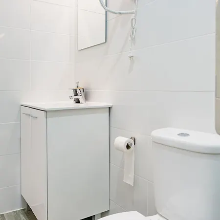 - Sabino De Sousa Homestay Lisbon