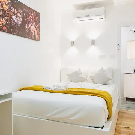 - Sabino De Sousa Privat bolig *