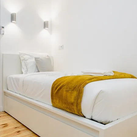 Habitación en casa particular - Sabino De Sousa *