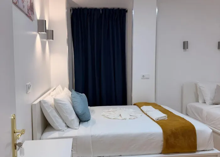 - Sabino De Sousa * リスボン